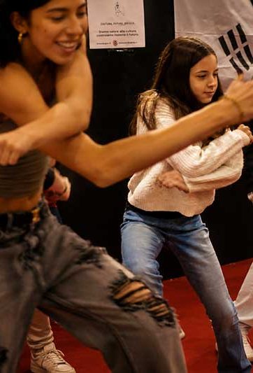 Flash mob di felicità al Festival