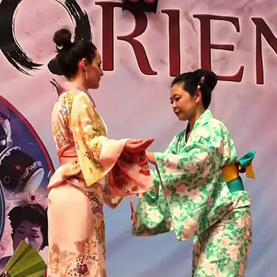 L’arte della vestizione del kimono