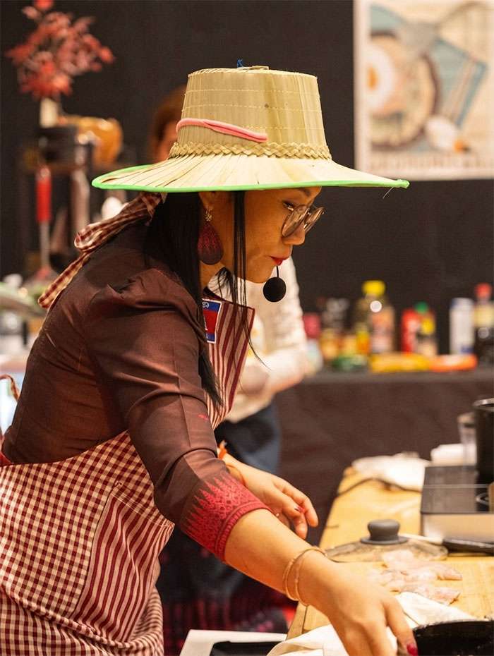 Show cooking cambogiano con Nary